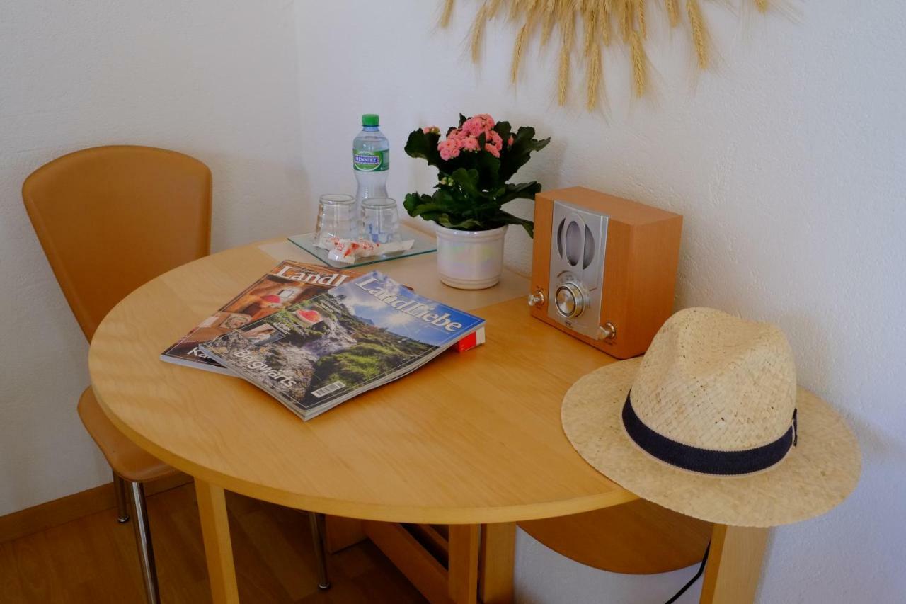 Ferienzimmer Zuelli Erlach Экстерьер фото